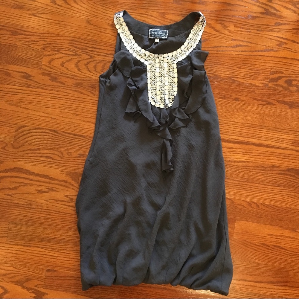 Elastic bottom dress - Picture 1 of 4